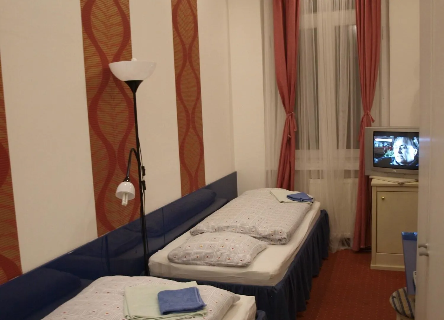 Apartment Europa Centerpoint Guesthouse Budapest Hungary