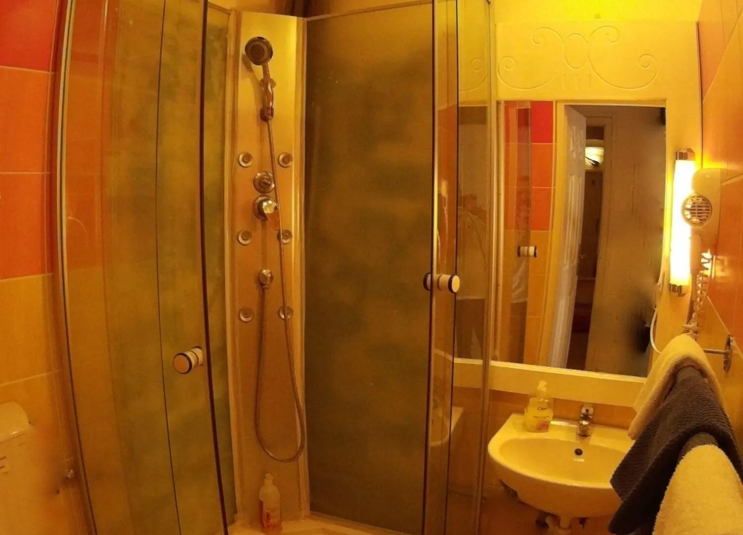 Europa Centerpoint Guesthouse Budapest Apartment