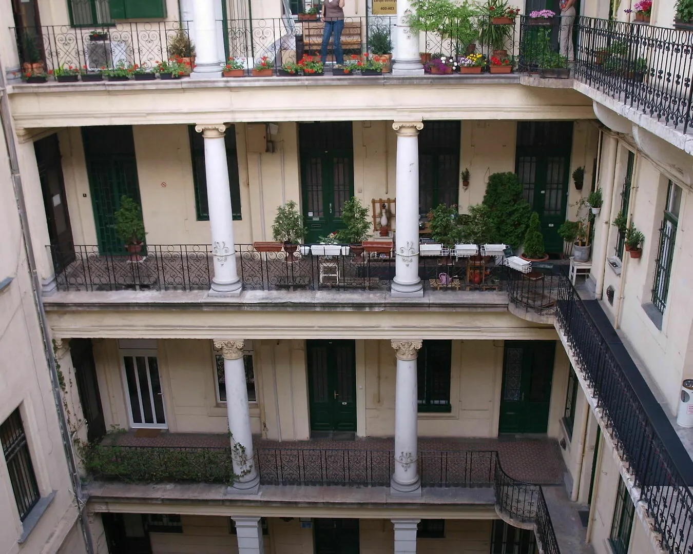 Europa Centerpoint Guesthouse Budapest Apartment