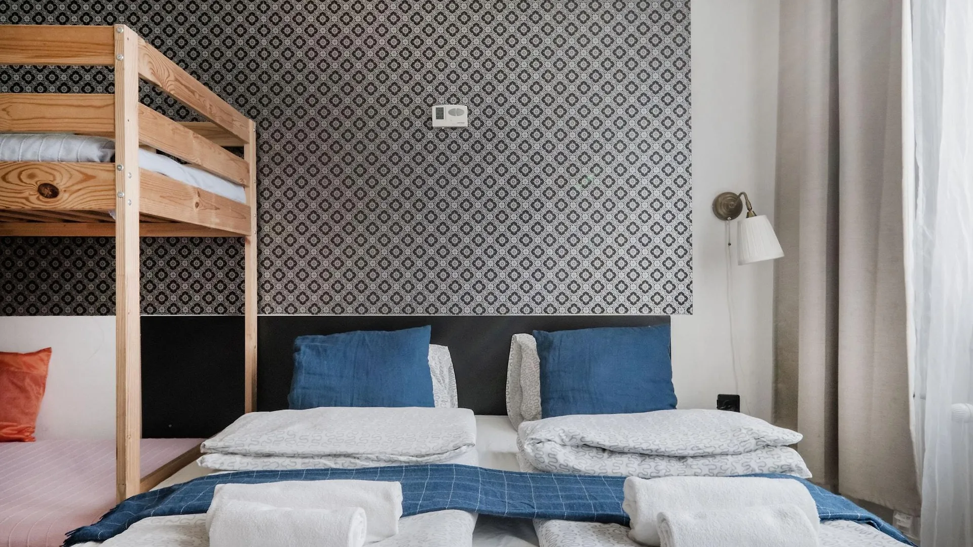 Europa Centerpoint Guesthouse Budapešť Apartmán