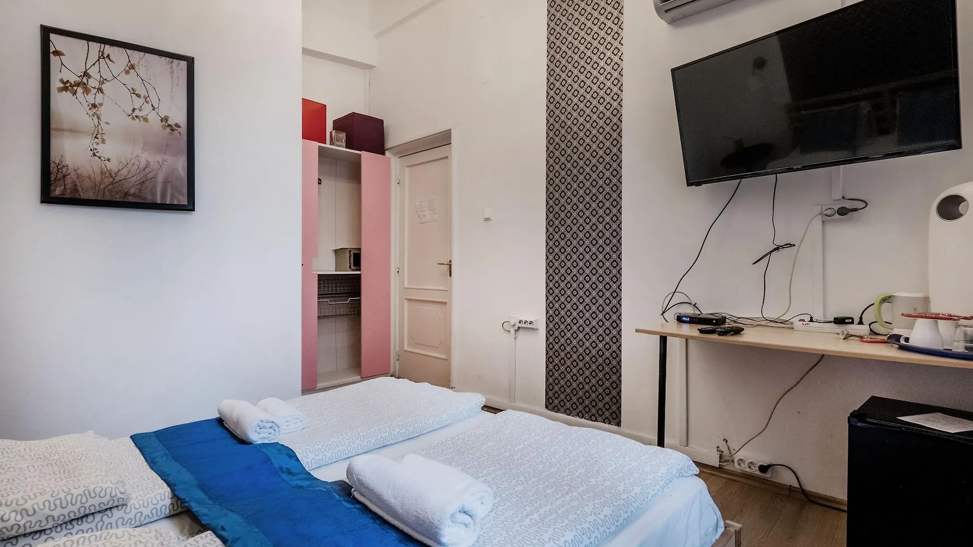 Europa Centerpoint Guesthouse Budapešť Apartmán