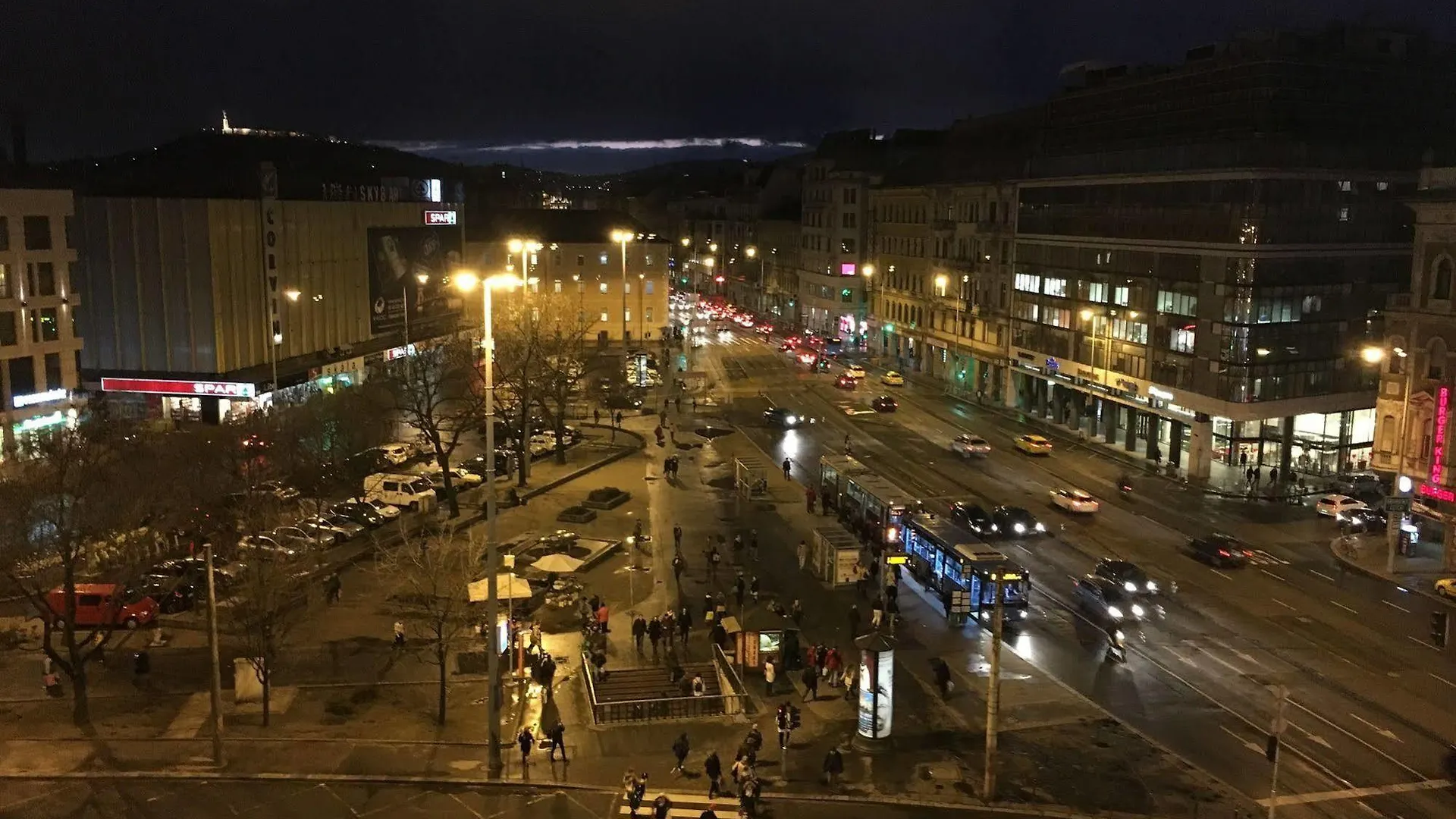 Europa Centerpoint Guesthouse Budapešť Apartmán